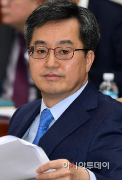 2018031201010006718