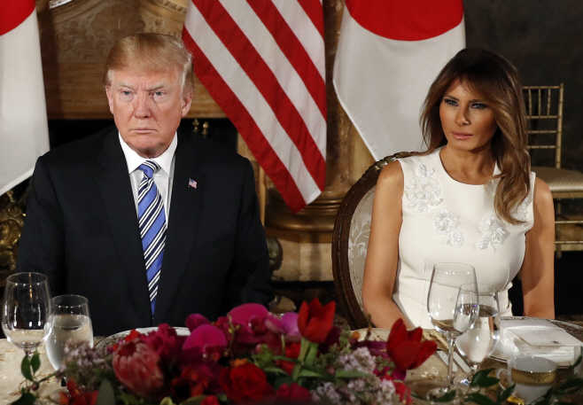 Trump US Japan <YONHAP NO-4357> (AP)