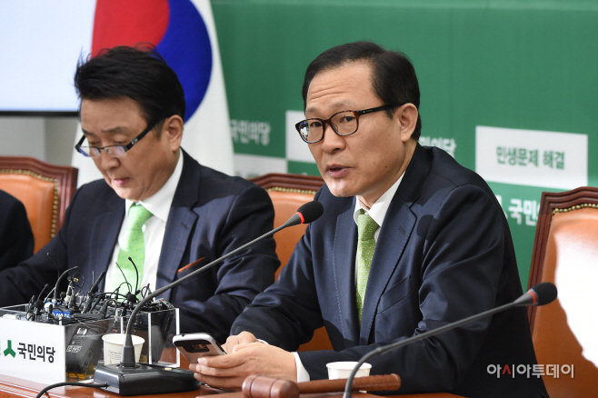 [포토]모두발언하는 문병호 최고위원