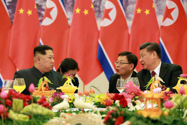 김정은 중국 방문…시진핑 주석, 인민대회당서 연회 개최
