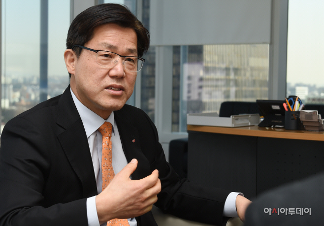 이시형국제교류재단 이사장