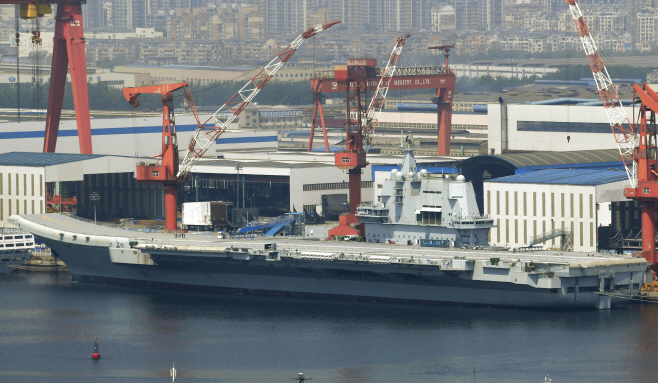 China Aircraft Carrier <YONHAP NO-1592> (AP)