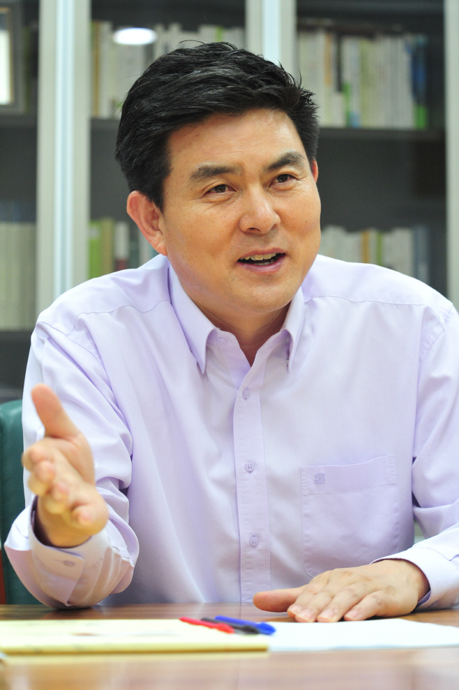김태호 자유한국당 경남지사 후보