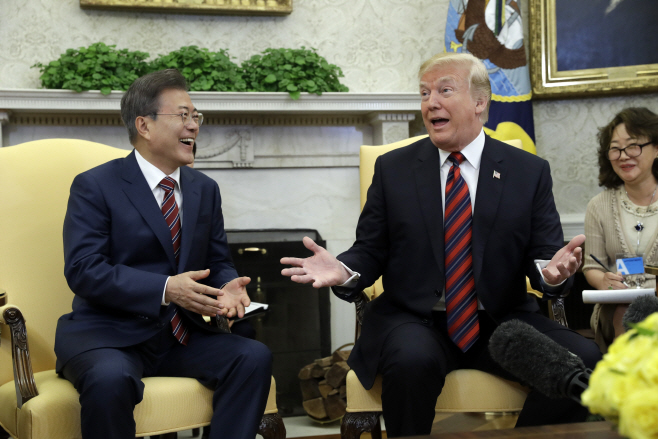 Trump US South Korea <YONHAP NO-1639> (AP)