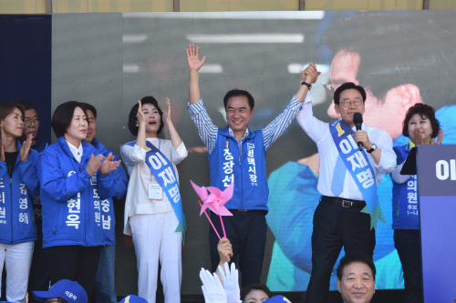 정장선 평택시장 후보, 이재명 도지사 후보와 합동유세 가져
