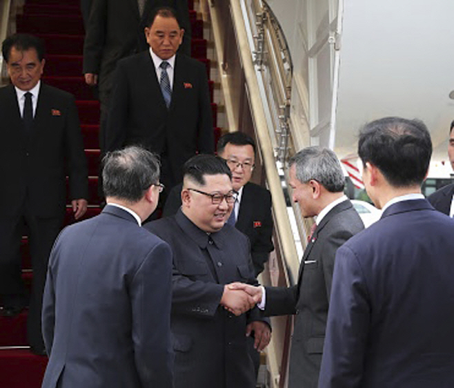 Trump Kim Summit <YONHAP NO-4765> (AP)
