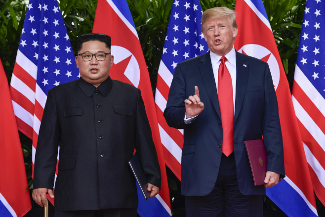 Trump Kim Summit <YONHAP NO-3427> (AP)