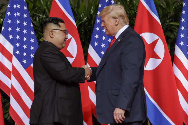 Trump Kim Summit <YONHAP NO-1533> (AP)