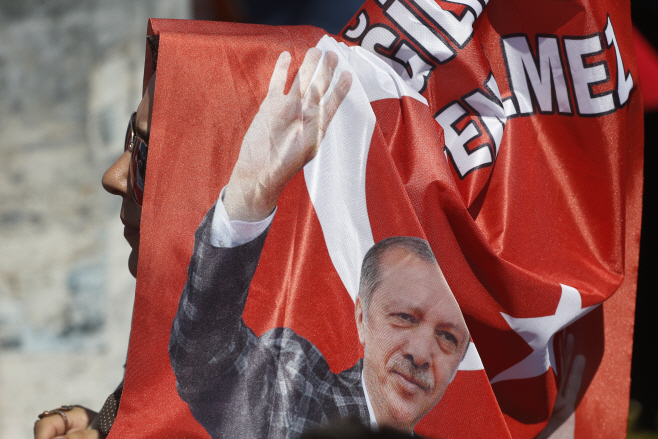 Turkey Elections <YONHAP NO-0506> (AP)
