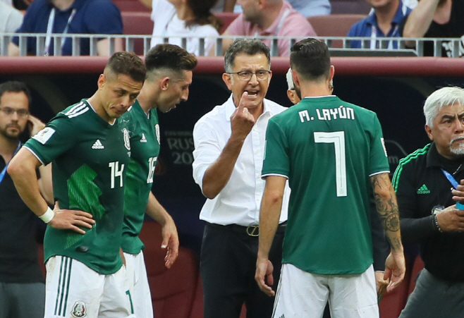 [월드컵] 멕시코, 이대로만 조금 더<YONHAP NO-4164>