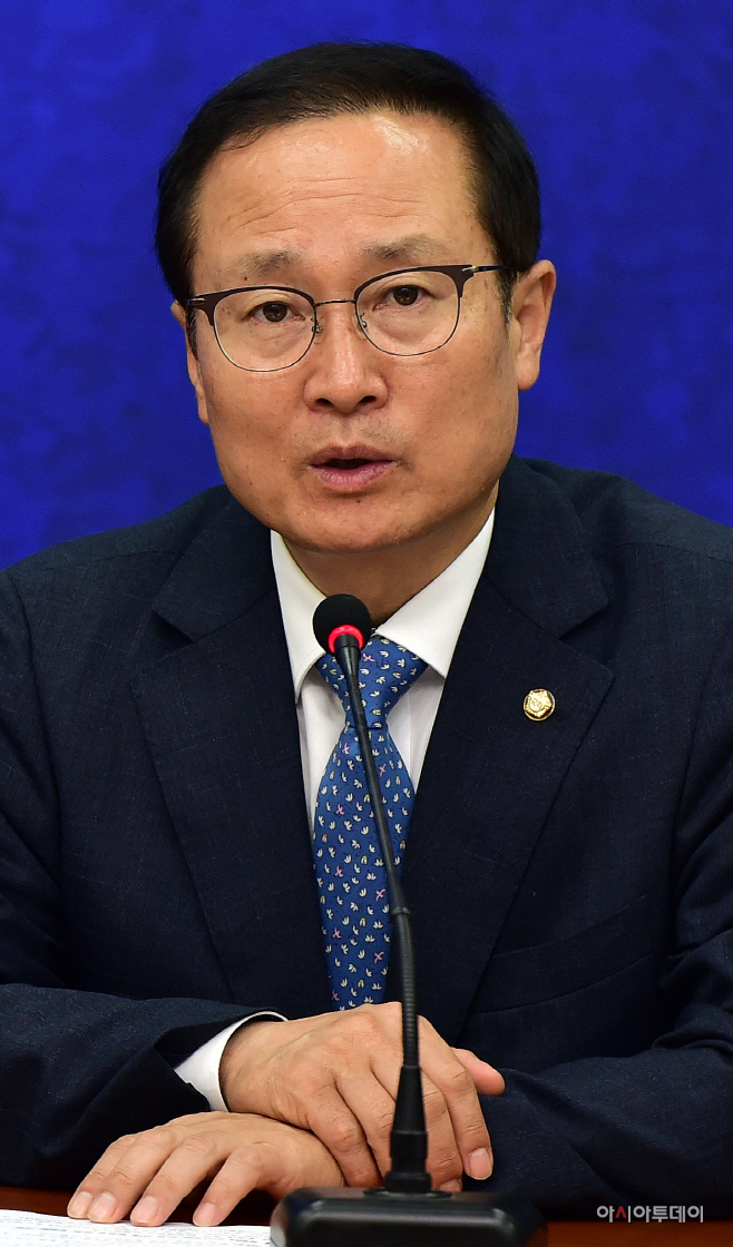 [포토] 모두발언하는 홍영표