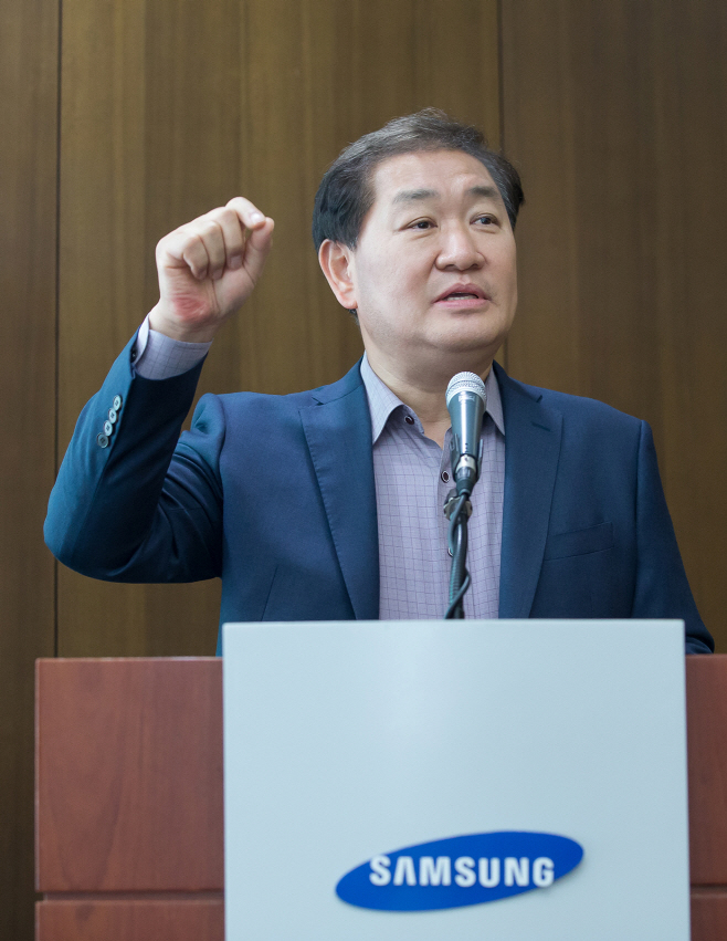 02_삼성전자 디스플레이 사업부장 한종희 사장