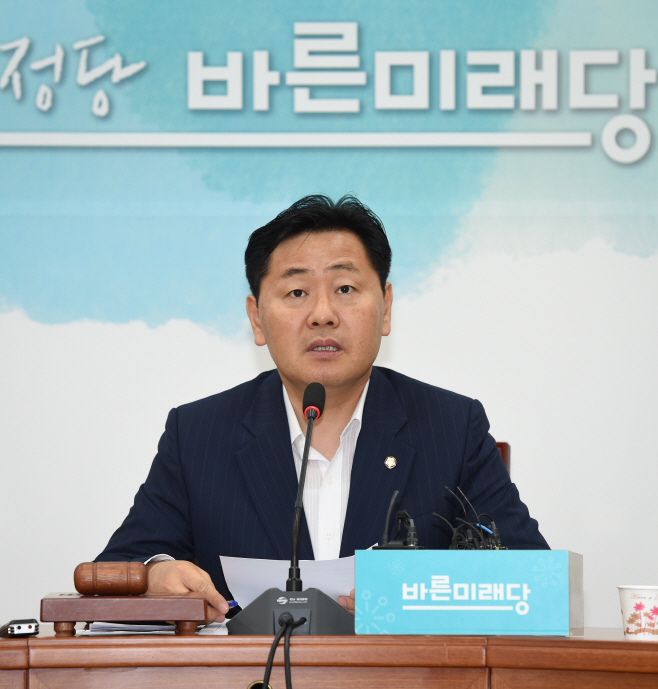 [포토]발언하는 김관영 원내대표