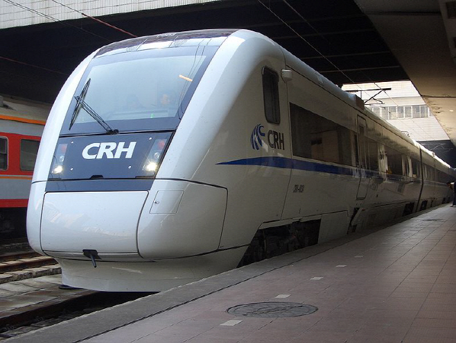 800px-China_railways_CRH1_high_speed_train_cimg1667bvehk