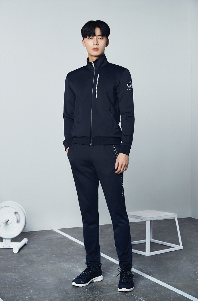 질스튜어트스포츠_2018 FW 시즌 화보_1
