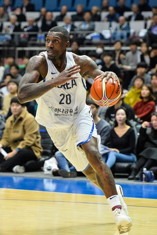 라건아 드리블 농구협회.jg