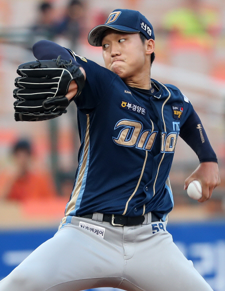 구창모, 역투<YONHAP NO-5550>