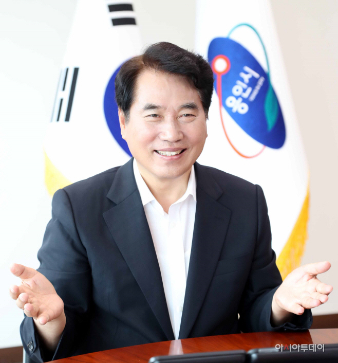 백군기 시장