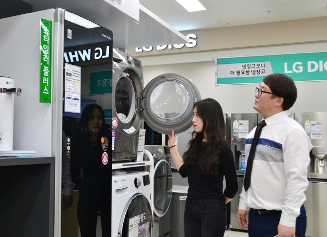 [사진1] 전자랜드프라이스킹, ‘의류 케어 특별전’ 진행
