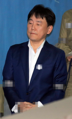 법정 향하는 이장석