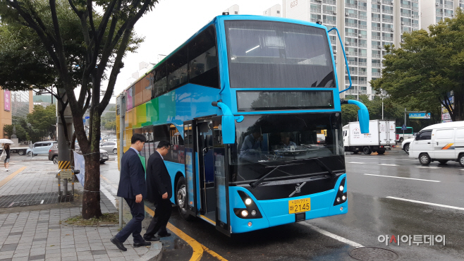 용인시 2층버스 사진