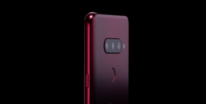 LG V40 ThinQ 후면 2