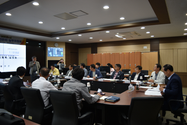 28일 울진 금강송 송이축제 안전관리계획 심의회2