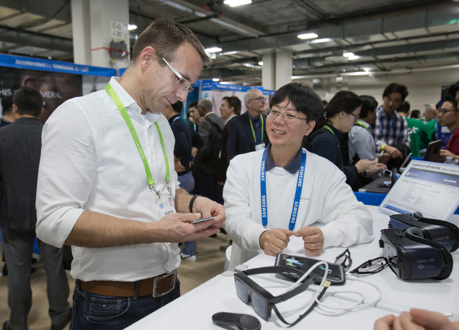 릴루미노_CES 2018
