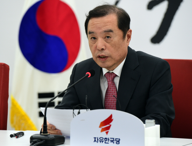 김병준 자유한국당 비상대책위원장, 기자간담회