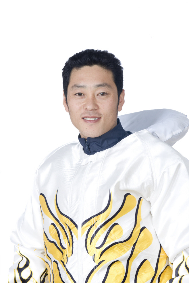 2-3. 강지환 선수(1기)