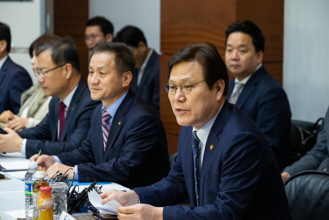 금융위_181113_자동차 부품업체 현장방문_PR_007