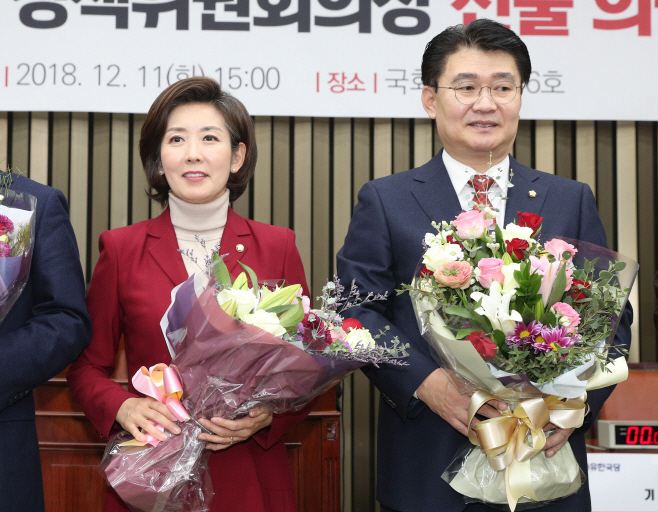 [포토] 한국당 나경원 신임 원내대표-정용기 정책위의장 선출