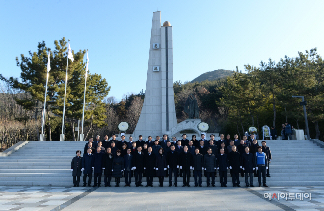 충혼탑참배(1월2일)5