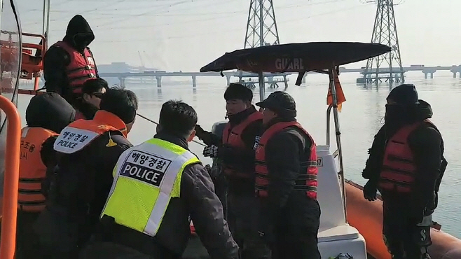 평택해경, 시화대교 투신 50대 여성 수색 중