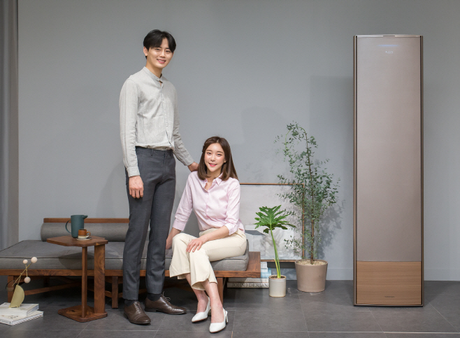 삼성전자 2019년형 무풍에어컨_모델컷 03