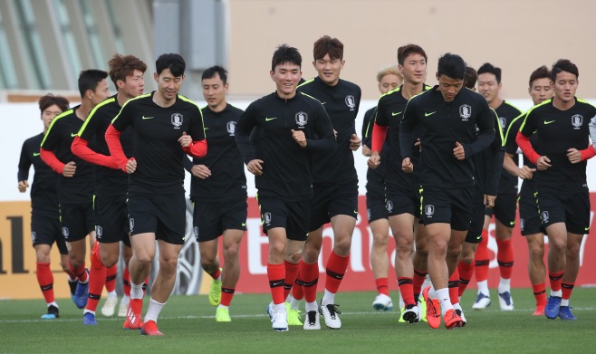 16강 앞둔 축구 국가 대표팀<YONHAP NO-1916>