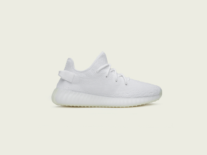 이지부스트 350 V2 트리플 화이트
