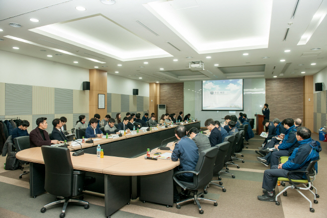 외자 공급사 초청 설명회가 진행되고 있다1