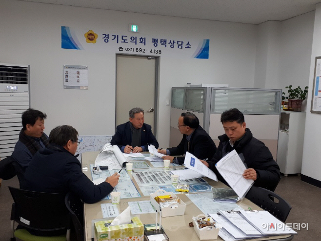 오명근 안성천 수목제거 사업 지원방안 논의