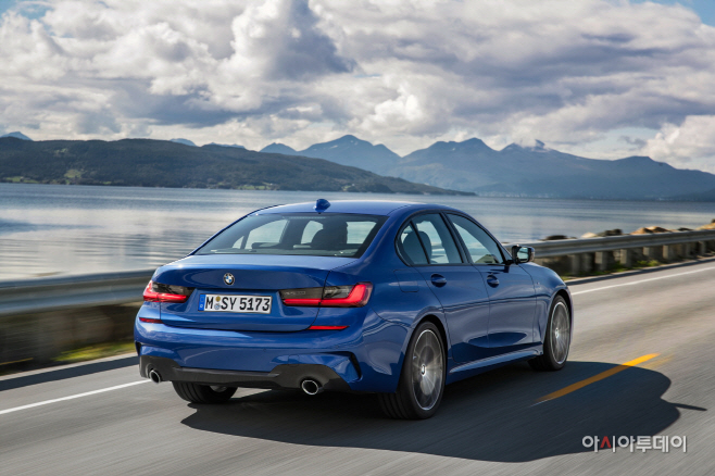 사진-BMW 뉴 3시리즈 (4)