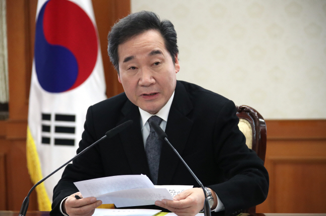 사회보장위원회서 발언하는 이낙연 총리
