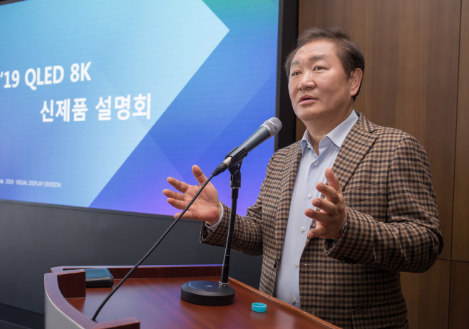 01_삼성 QLED 8K 개발 현장에 가다_한종희 사장(1)