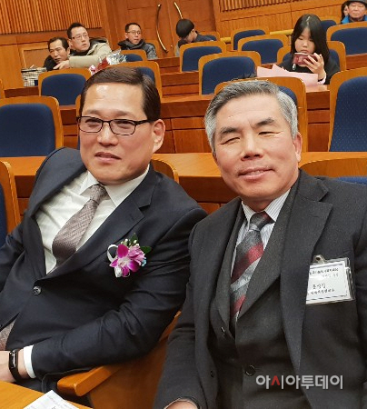 사본 -국회 헌정회관 대강당에서 임동술동보 E