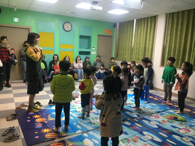 0215 영어도서관 수업모습