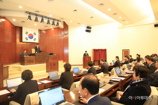 제258회 임시회 개회2