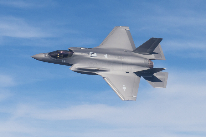 F-35A 1호기 시험비행