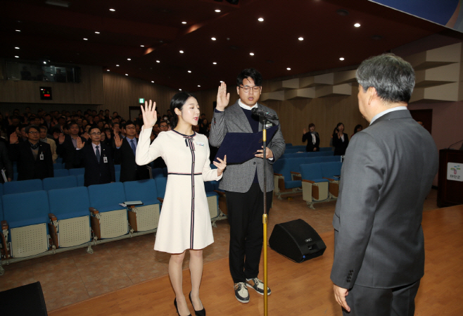 공직자 미소친절 다짐 결의 및 교육 (1)