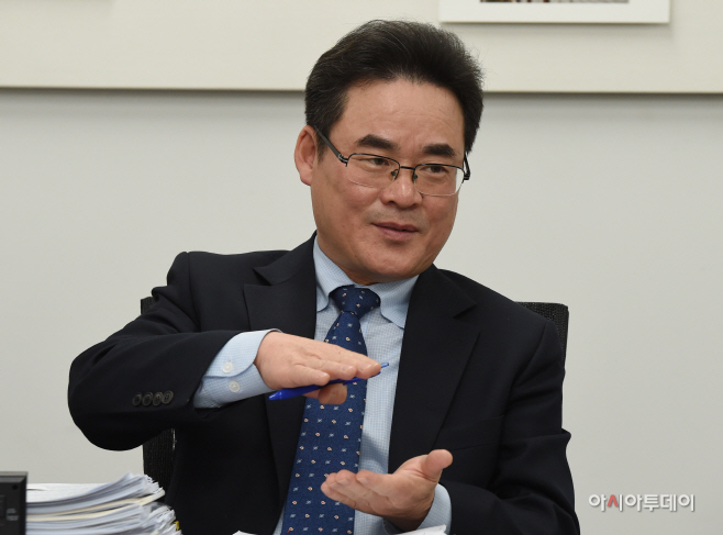 류훈 주택건축본부장