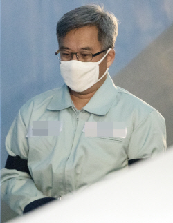 선고 공판 출석하는 '드루킹' 김동원 씨