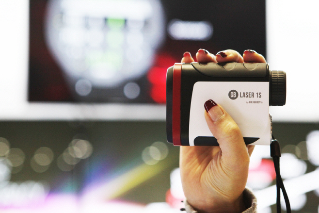 사진2. 역대급 가성비를 자랑하는 골프버디 'GB LASER1S'